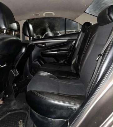 Suzuki Ciaz Essence Marron Confort Urbain image 3