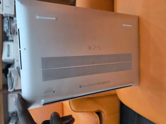 Gamer Dell XPS 17 image 5