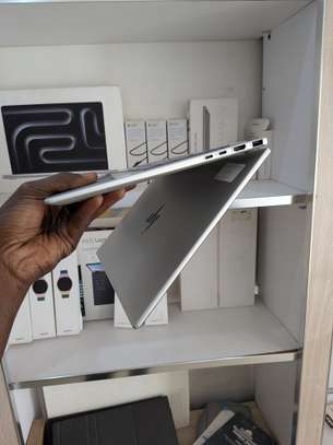 HP envy x 360  graphique ) i7 ) 13 TH )  ) 16  ) 1 tera image 5