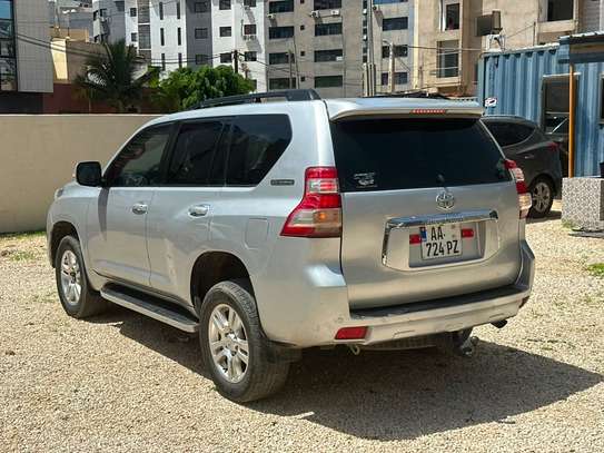 Toyota Prado image 6
