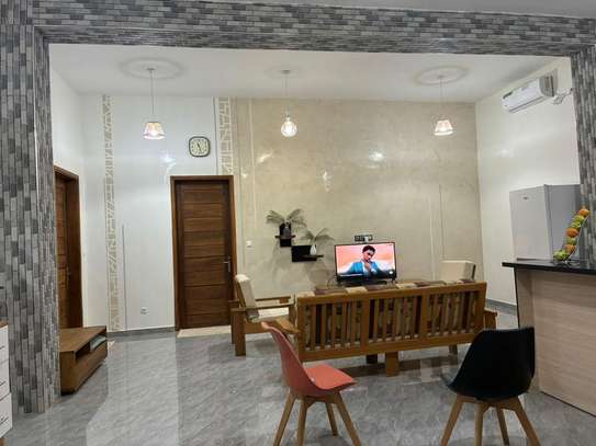 À VENDRE – Villa avec piscine à Nianing image 6