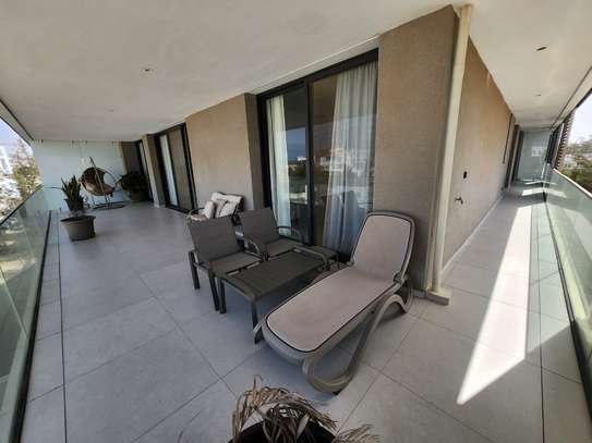 Appartement à louer 3 chambres salon image 6