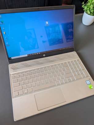 Ordinateur portable HP i7 8th/ 4gb dédiée tactile image 2