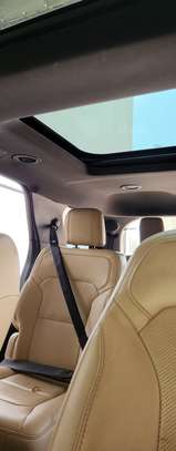 Ford Explorer 2017 image 9