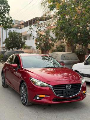 Mazda 3 GT 2018 full options image 7