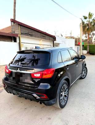 Mitsubishi rvr Outlander 2018 venant image 2
