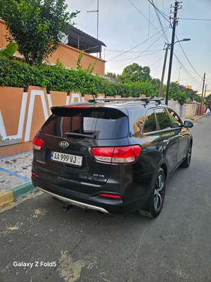 Kia Sorento image 4