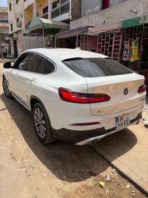 Bmw x4 image 2