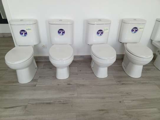 Ensemble chaise anglaise et Lavabo complet image 15