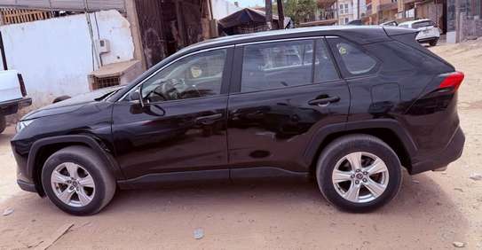 Toyota RAV4 2020 image 8