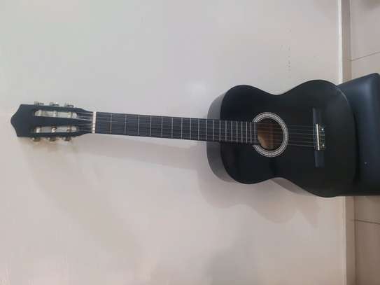 Guitare acoustique image 2