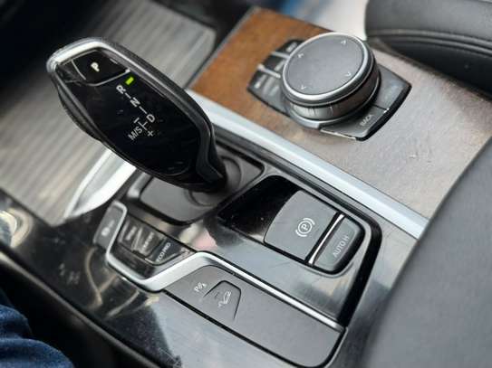 BMW X3 2019 XDrive image 9