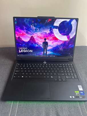 🔥Lenovo Legion 7i | Ultra 9 |RTX 5080 16 Go | 32 GB | 2 To image 3