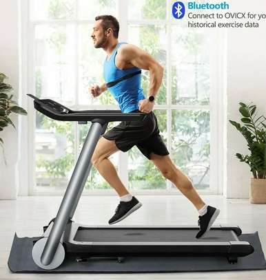 Tapis de course connecté Bluetooth surface amortie image 2