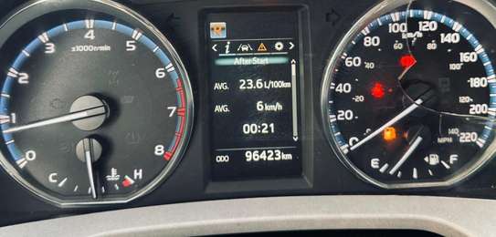 Toyota rav4 2017 AWD image 10