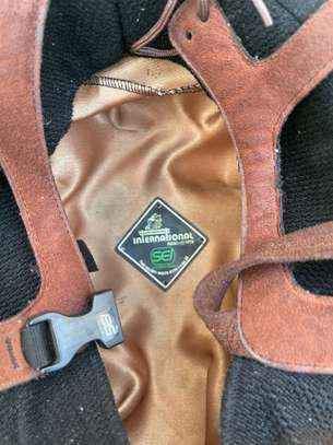 Bombe ou casque d’equitation velour noire image 4