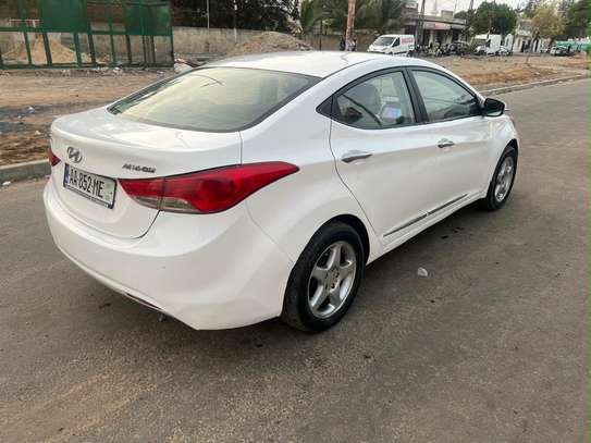 Hyundai avante image 6
