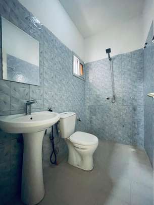 Appartement spacieux à Ouest Foire (cité sonatel) image 10