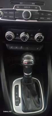 AUDI A1 SPORTBACK 1.0 TFSI ULTRA S-TRONIC image 3