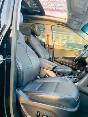 Hyundai santafe 2017 image 10