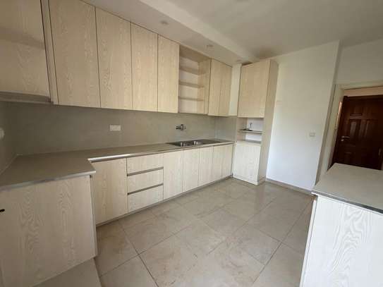 Bel appartement à louer à fann mermoz sur la corniche image 8