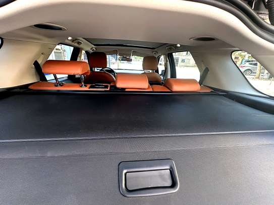 Land Rover Discovery Sport HSE2019 image 13