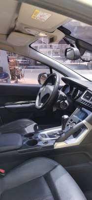 Peugeot 3008 2016 image 4