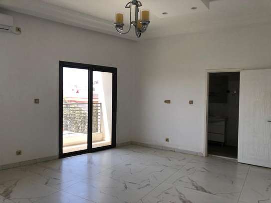Appartement F4 Cité Mourtada Exclusive à louer image 9