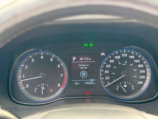 HYUNDAI KONA  Année 2018 4/4 image 9