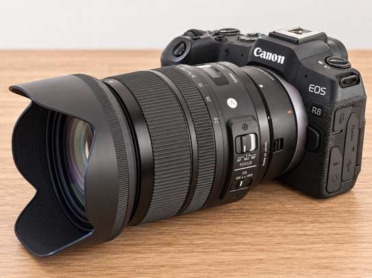 Canon EOS R8 image 4