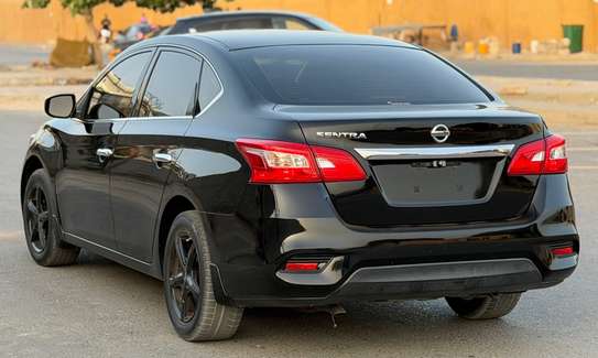 Nissan Sentra 2017 image 4