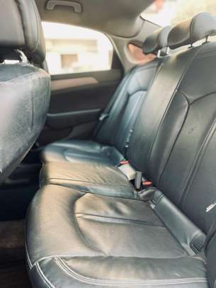 Hyundai sonata image 12