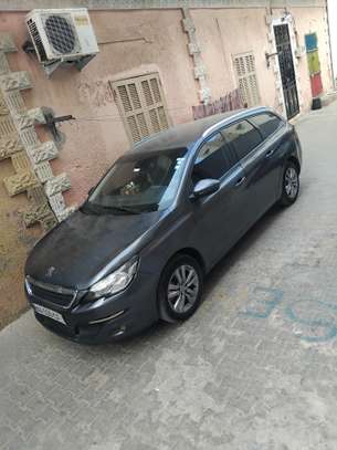 Voiture 308 image 4