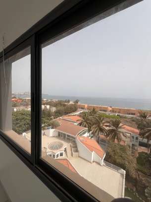 F4 CORNICHE ALMADIES image 2