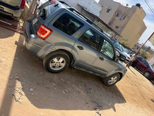 ford escape image 7