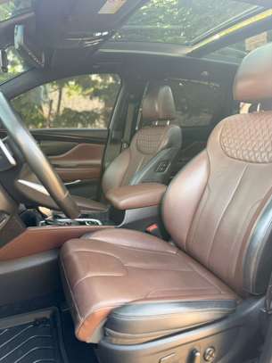 *HYUNDAI: SANTAFE Année : *2018 version 4X4 image 4