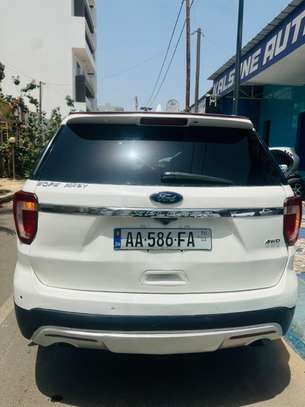 Ford explorer v6 Anne 2017 image 3
