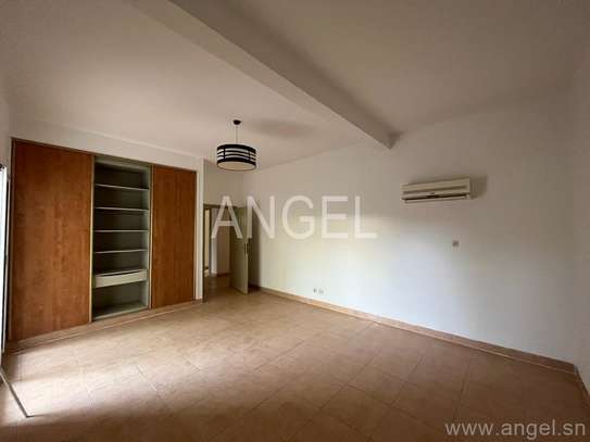 Ref_2529_GL  Bel appartement avec vue sur mer aux Almadies. image 11