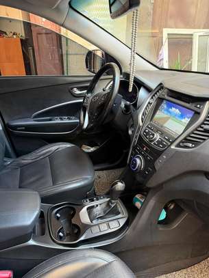 Hyundai santafe  Annee 2016 image 4