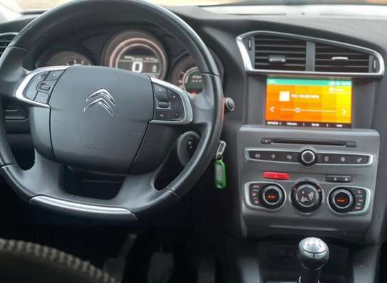 Location TRÈS BELLE CITROËN C4 image 7