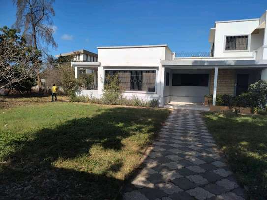 Villa Fann Résidence de 2397m2 image 2