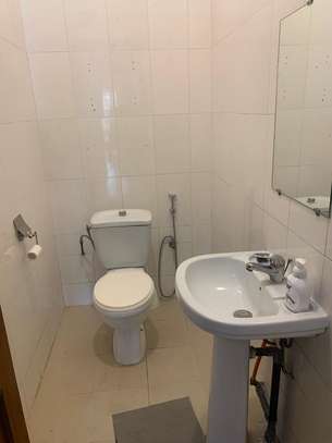 Appartement à louer Hann Mariste image 4
