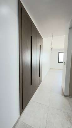 Appartements F6 à louer sur la Corniche Ouakam image 8