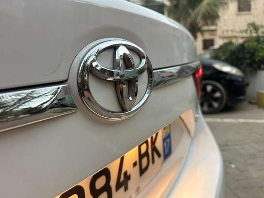 TOYOTA AVENSIS 2017 image 3