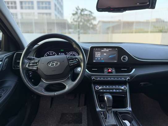 Hyundai Grandeur image 6