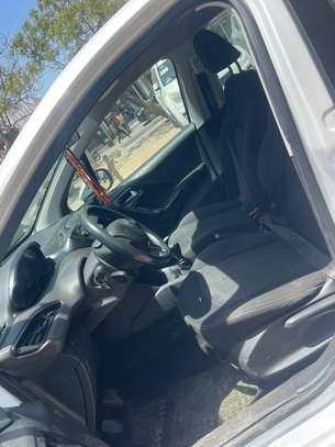 PEUGEOT 208 2014 image 6
