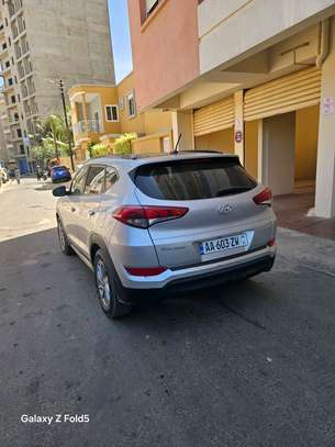 Hyundai Tucson gros métallique image 2
