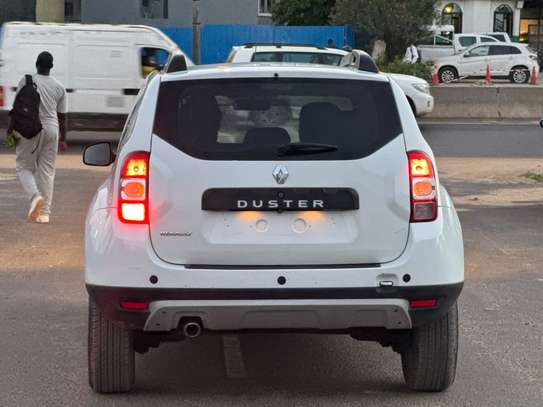 Renault duster image 9