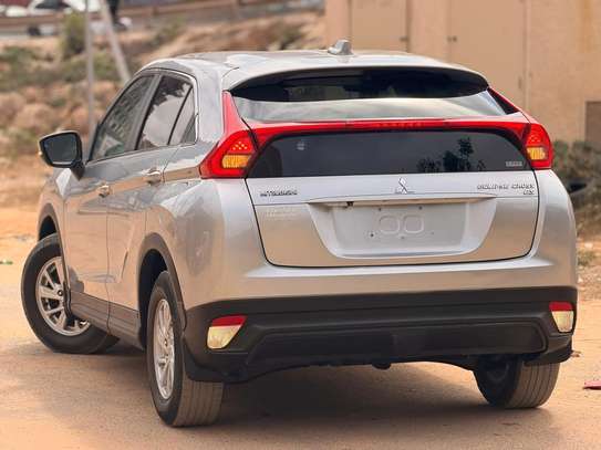 MITSUBISHI ECLYPSE CROSS AWD AWD (version 4X4) Année : 2018 image 8