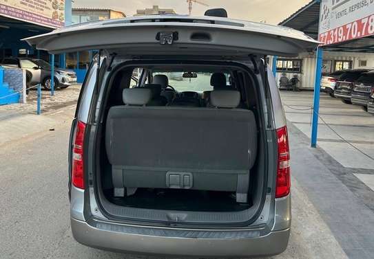 Hyundai Grand Starex 2017-2018 image 11